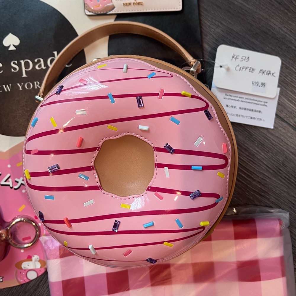 BNWT BUNDLE! Kate Spade Donut Crossbody, Card Holder, AirPod Case & Gingham Tote - Picture 6 of 15